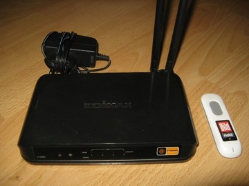 router Edimax lt-6408n + LTE 3G huawei e303