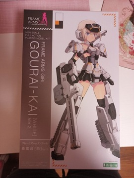 Model do składania Frame Arms Girl Gourai-Kai Whit