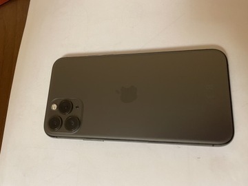 iPhone 11 pro zablokowany/uszkodzony aukcja