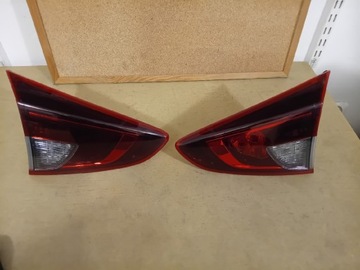 Mazda 2  2018-2020 lampa tyl klapa