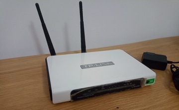 TP-Link TL-WR1042ND router 802.11n 300Mb/s