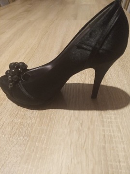 Buty czarne rozmiar 37