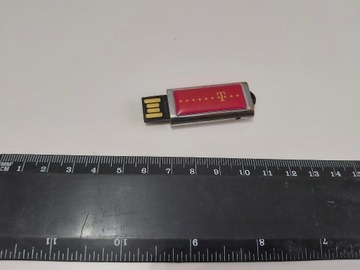 Pendrive 4 GB z logo T-Mobile