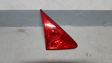 Lampa tylna w klapę Peugeot 3008