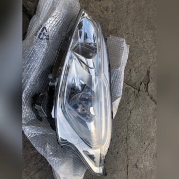 Lampa reflektor peugeot 208 gti 12-15r