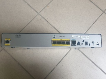 Cisco 881-SEC-K9 V01 + zasilacz