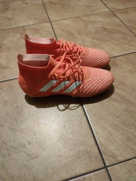 Buty piłkarskie adidas Predator 19.1 SG W mixy.