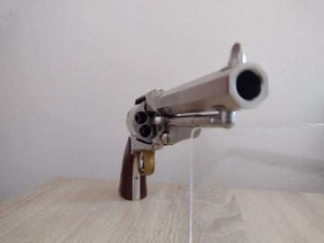 Rewolwer czarnoprochowy Remington 44 5,5" Uberti