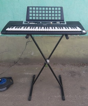 Keyboard Yamaha YPT -210