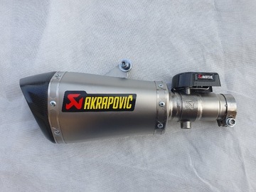 Yamaha r6  tłumik wydech Akrapovic