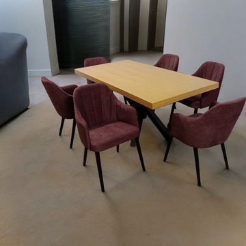 Krzesła i  stoły