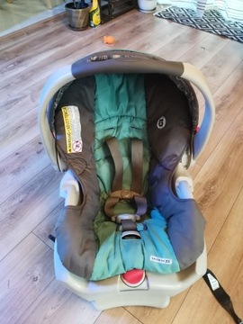 Graco snuGride 35 fotelik z bazą isofix do 15, 87