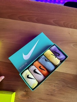 Skarpety Nike TIE-DAY| 6-pak| crew | one size