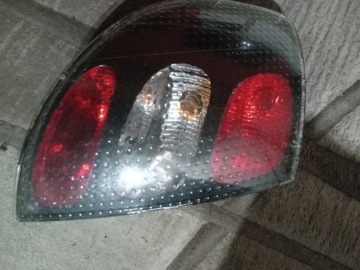 Lampa prawa tył citroen c3 pluriel 