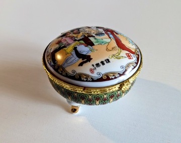 Chińska porcelana puzderko na biżuterię szkatułka 