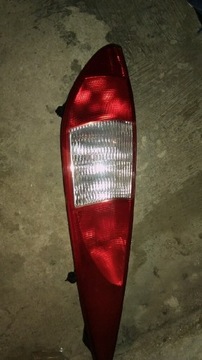 Lampa tył Mondeo mk3 kombi prawa