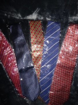 Zestaw 5 krawatów - nowe