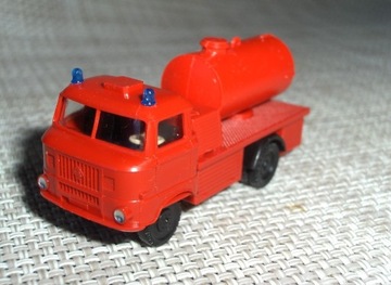 TT strażacka IFA - samochód z beczką