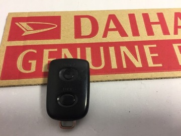 oryginalny pilot daihatsu