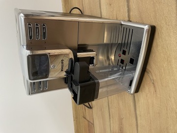 Ekspres do kawy automatyczny Philips EP365 srebrny