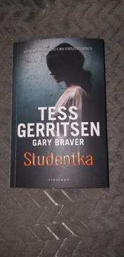 Studentka Tess Gerritsen Gary Braver