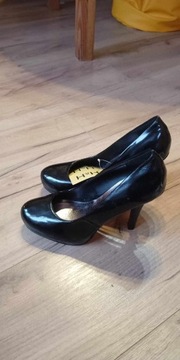 Buty damskie szpilki