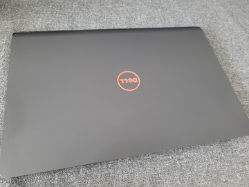 DELL INSPIRON 15 5577