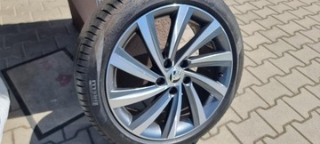 Felga koło SKODA OCTAVIA IV SUPERB 18 Pirelli 