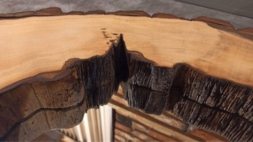 Lustro do oryginalnych wnętrz z drewna lipowego