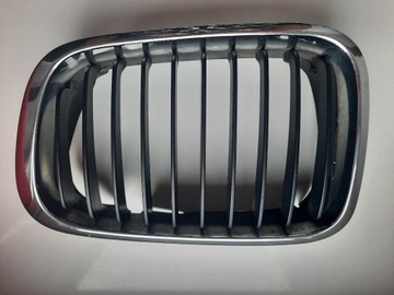 Nerka gril BMW E46