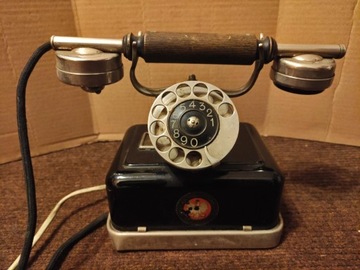 Telefon CB27 Państwowej Wytwórni Telegrafow