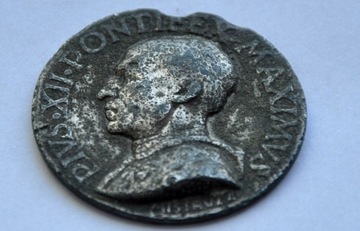 Watykan.Pius XII.Medal(ik) sygnowany Mistruzzi