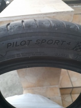 Michelin Pilot Sport 4 225/45/17