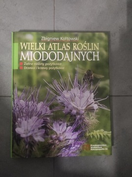 Wielki atlas roślin miododajnych