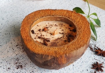 ŚWIECA SOJOWA 500 ml w łupinie kokosa zapach kawy