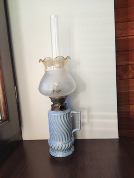 Stara francuska porcelanowa lampa naftowa nr 93