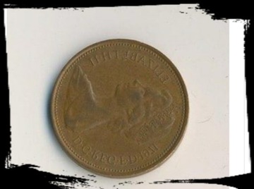 Stara moneta Elizabeth II z 1971r.