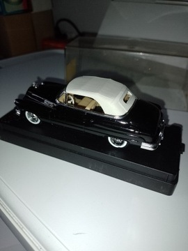 Model francuskiej firmy solido Buick super cabriolet 4511 1/43 