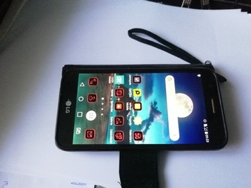 Telefon komórkowy LG K10 duo