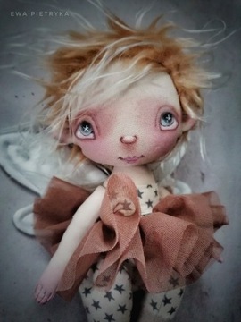 Artystyczna lalka kolekcjonerska e-piet aniołek 