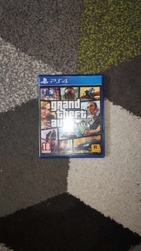 GTA V PS4 + MAPA STAN DOBRY