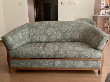 Stylowa sofa dwuosobowa, vintage, rozkładana