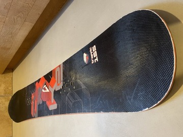Deska snowboardowa DRAKE 155cm idealna do nauki