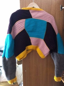 Ręcznie robiony sweter