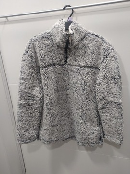 Biało-szary futerkowy sweter
