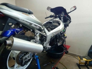 Części Suzuki gsxr 750 2003r