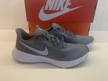 Buty sportowe nike revolution 5 43