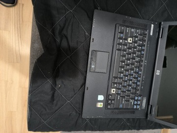 Laptop HP Compag nx7400 na czesci