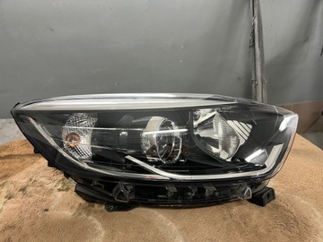 RENAULT CAPTUR I LAMPA PRAWA PRZÓD 260100947R