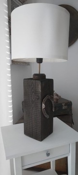 Lampa drewniana ręcznie robiona heban